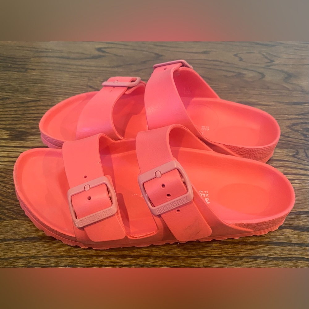 Woman's Birkenstock Arizona EVA Pink Slip-on Slide Sandals Size 37
